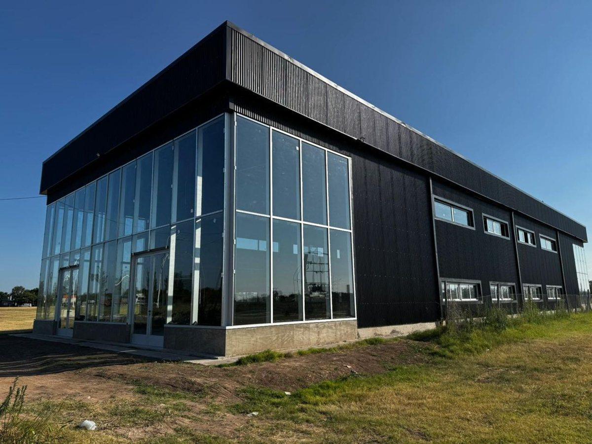LOCAL COMERCIAL EN VENTA EN ECOLAGOS. GRAL LAGOS