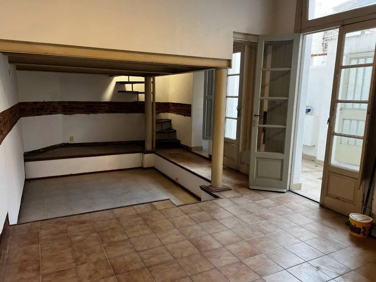VENTA DEPTO. DE PASILLO 1 DORMITORIO C/TERRAZA 2
