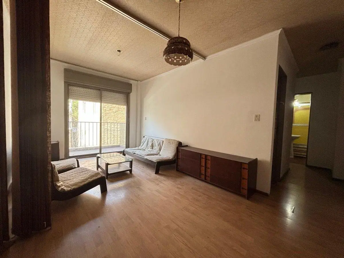 VENTA DEPTO 1 DORMITORIO CON BALCON- CENTRO 2