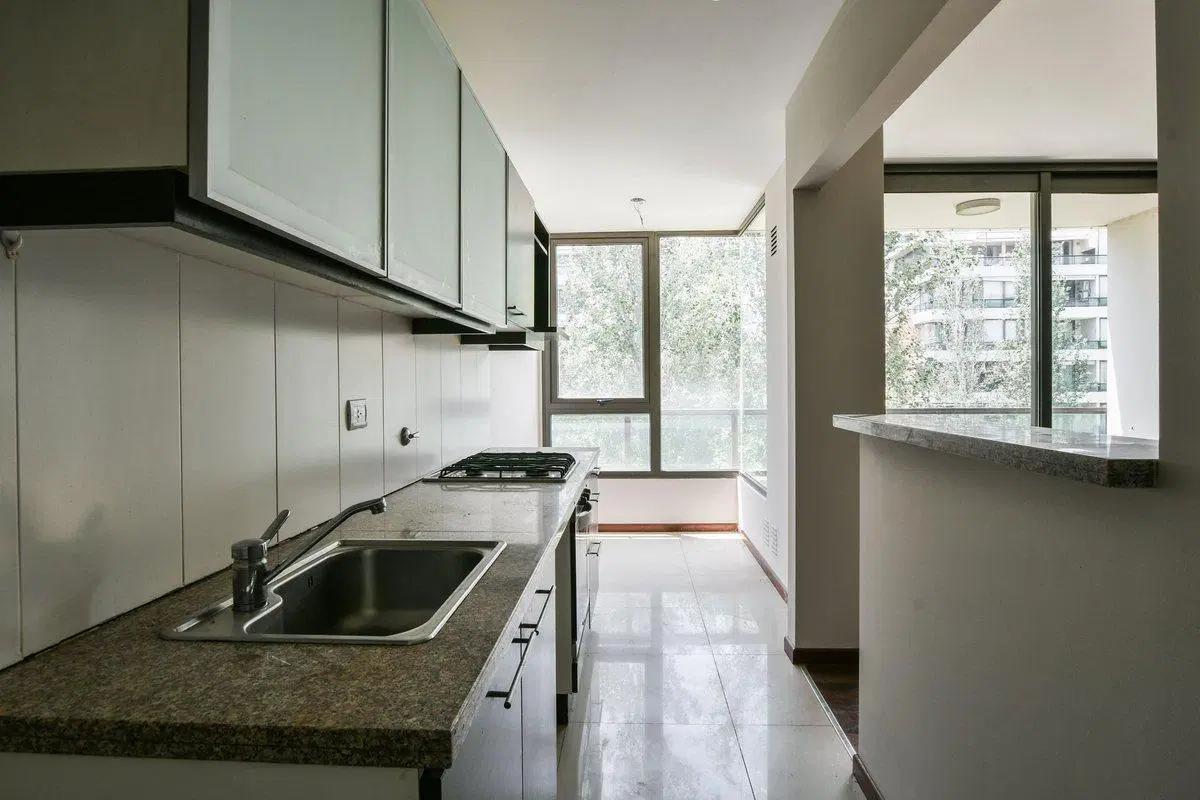 VENTA. DPTO 1 DORMITORIO C/COCHERA. CONDO ALTO II 2