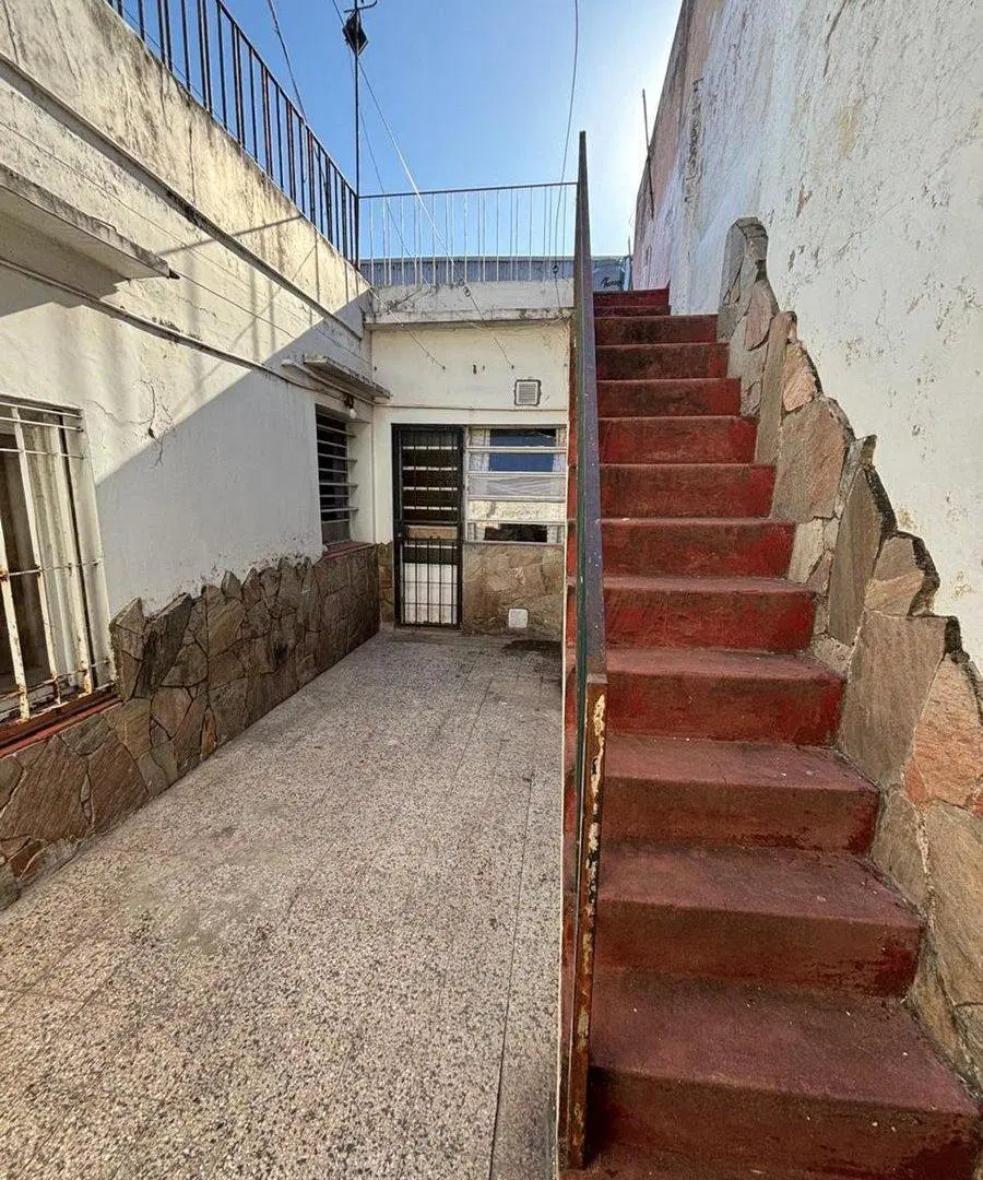 DEPTO DE PASILLO 1 DORMITORIO NO PH- VENTA 3