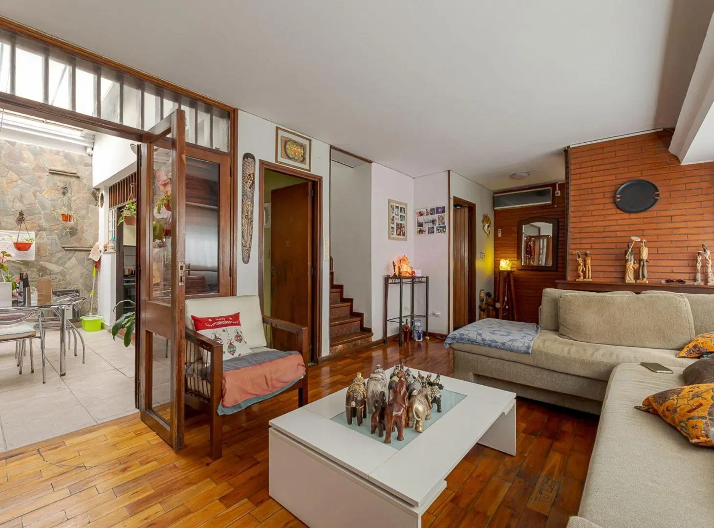 VENTA CASA 3 DORMITORIOS ZONA ABASTO 3