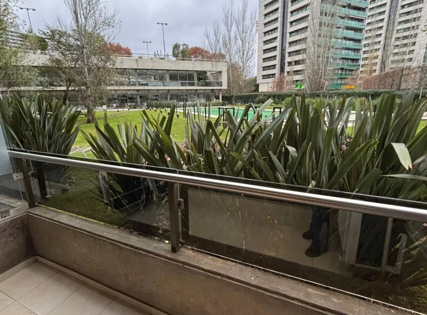 VTA DEPTO 1 DORMI AMOBLADO COCHERA- CONDO ALTO III 4