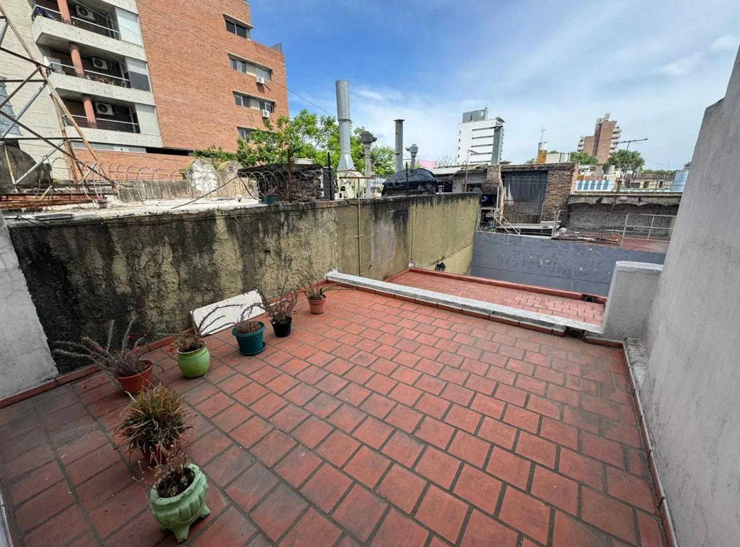 TERRENO PARA CONSTRUCTORA EN VENTA  ARROYITO 5