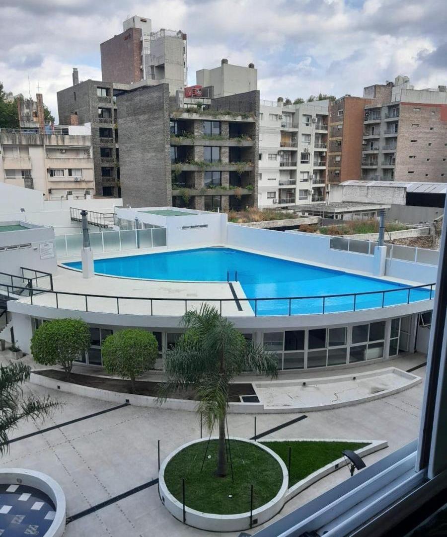 VENTA DEPTO UN DORMITORIO + COMODIN CON AMENIDADES