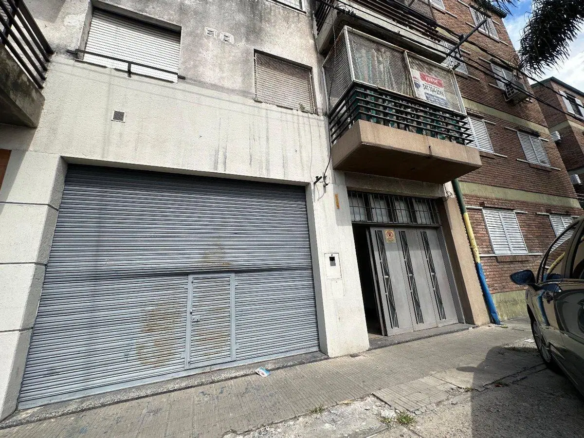 ALQUILER DEPOSITO / GALPON EN ZONA SUR 3