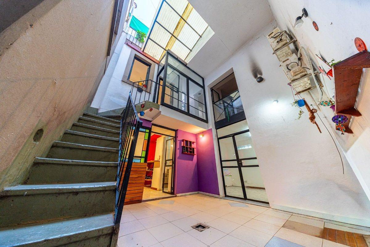 VENTA CASA DE PASILLO 2 DORMITORIOS
