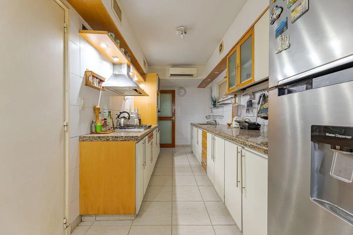 PISO EXCLUSIVO DE 4 DORMITORIOS EN VENTA-B. MARTIN 4