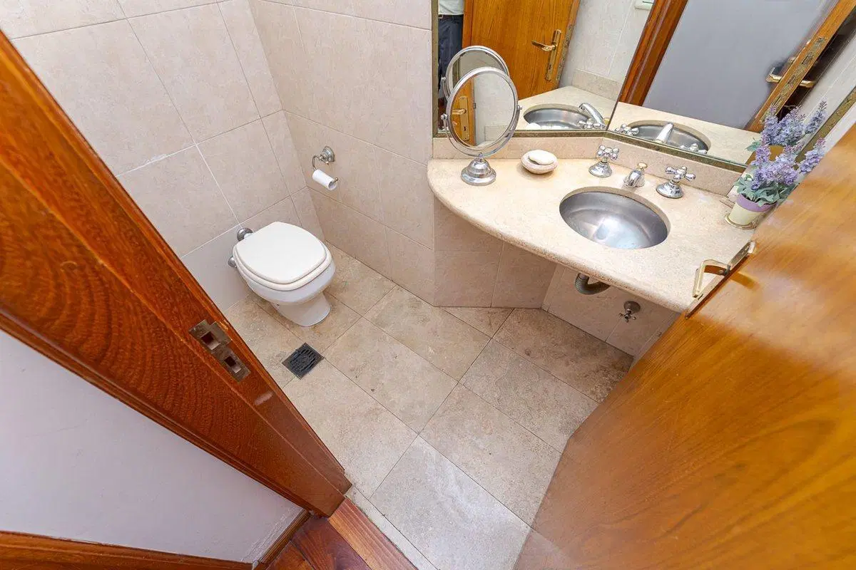 PISO EXCLUSIVO DE 4 DORMITORIOS EN VENTA-B. MARTIN 5