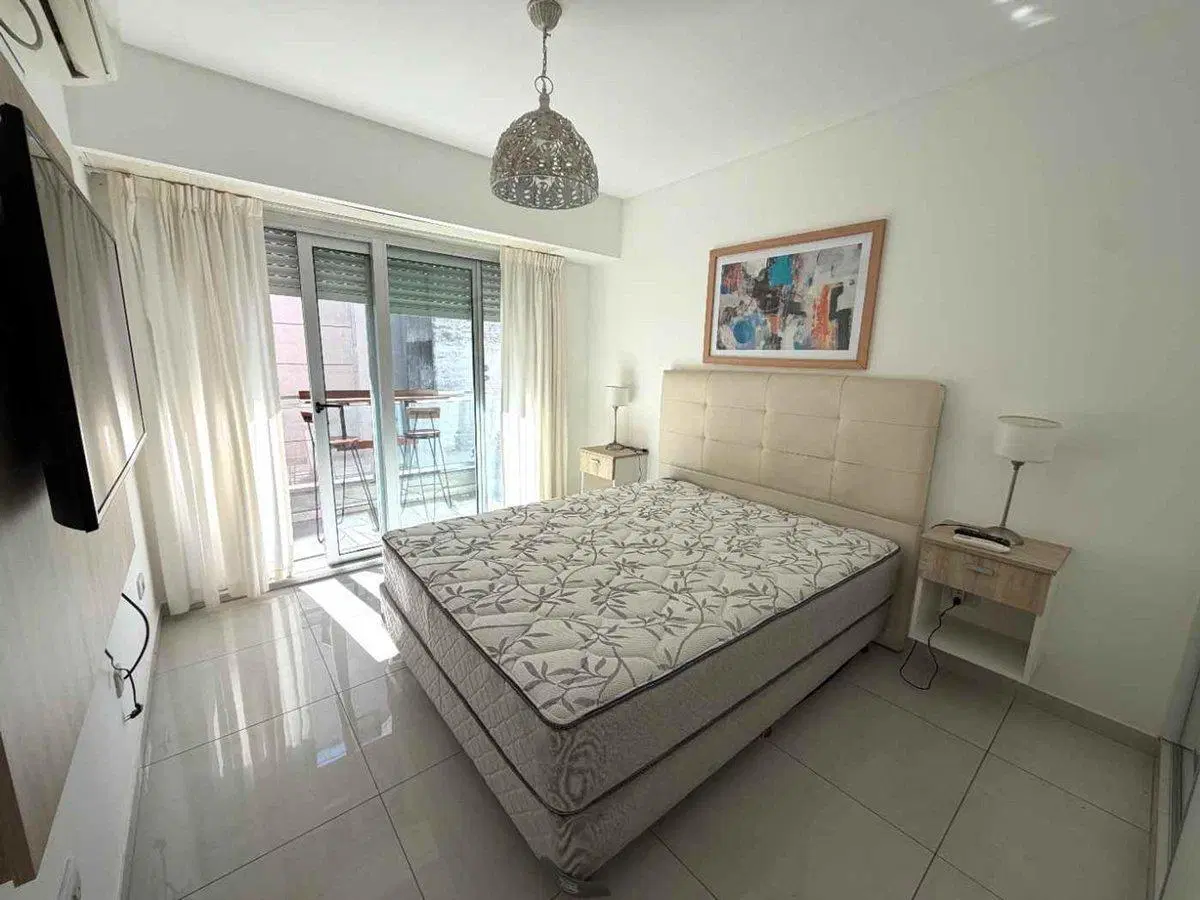 PISO EXCLUSIVO EN VENTA 2 DORMITORIOS ZONA RIO 3