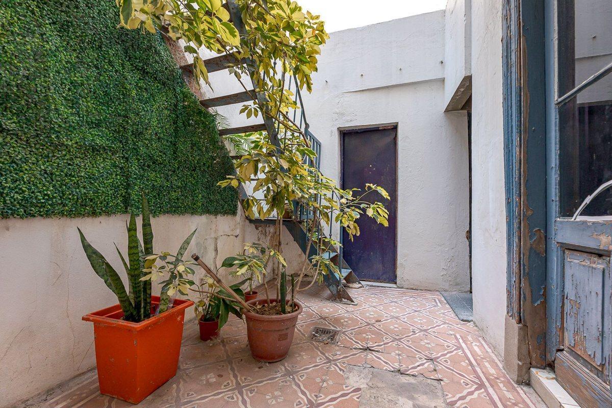 VENTA. CASA/LOTE PARA CONSTRUCTORA.9 DE JULIO 1700