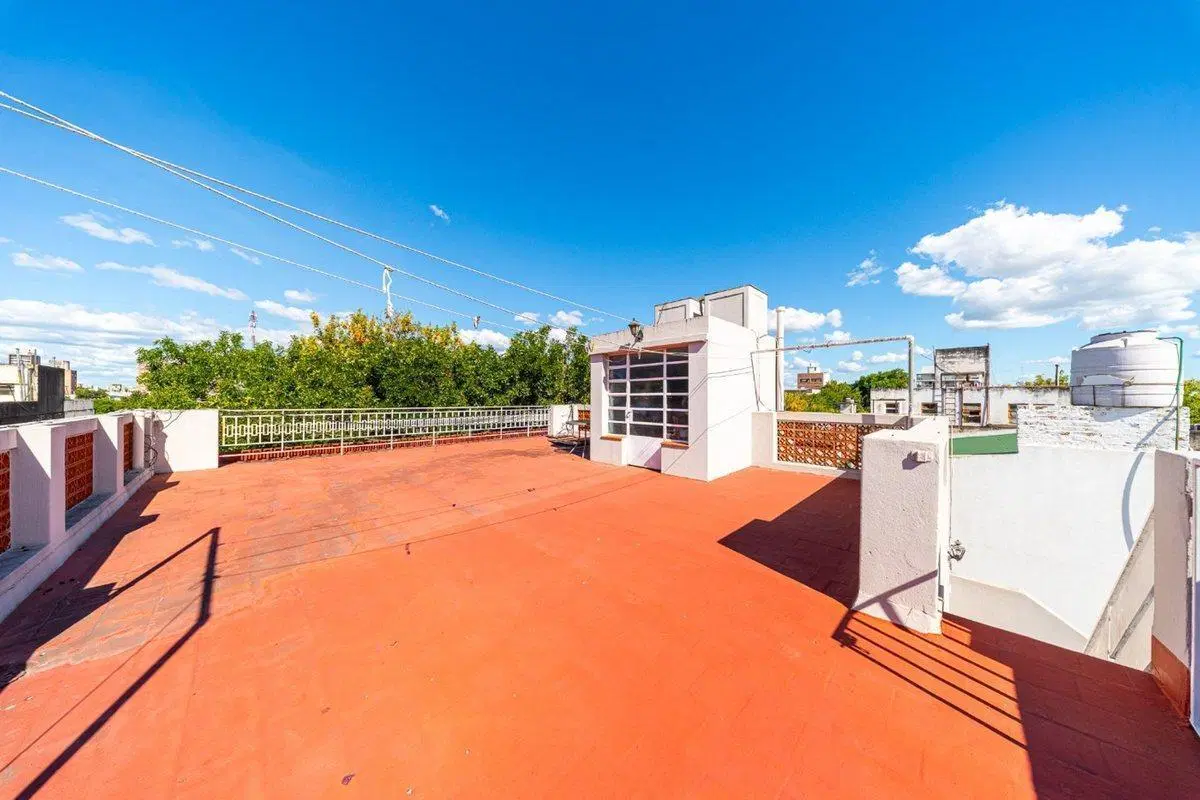VENTA CASA PH 4 HABITACIONES PATIO TERRAZA COCHERA 5