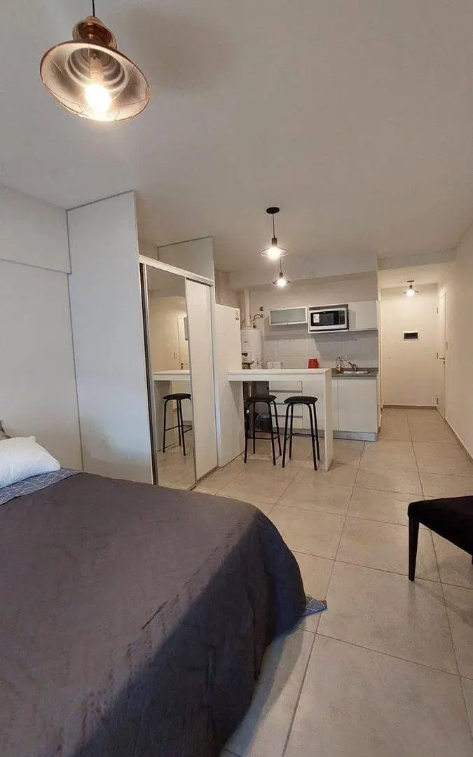 MONOAMBIENTE CON PILETA EN VENTA ZONA CENTRO 4