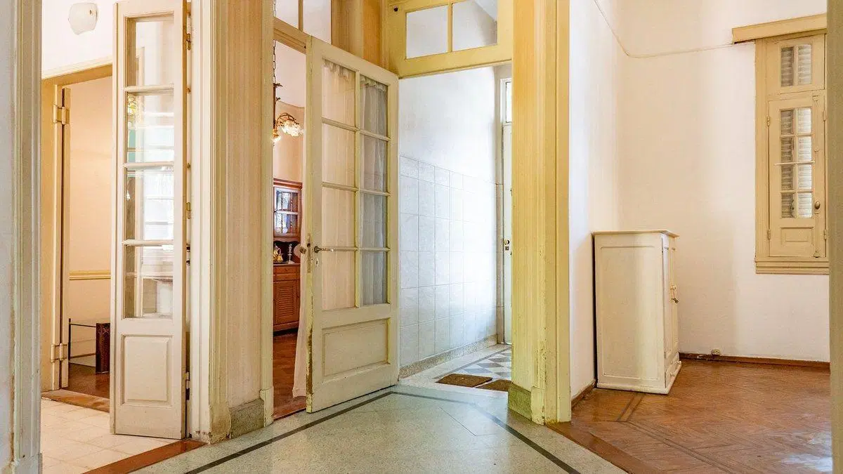 CASA 3 DORMI CON PATIO Y QUINCHO EN VENTA ABASTO 8