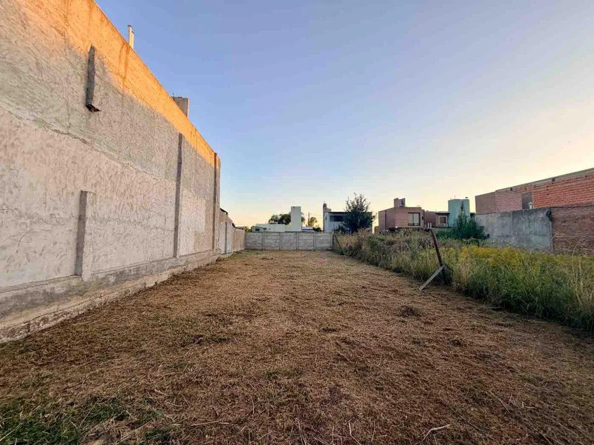 VENTA! TERRENO 270 M2 EN BARRIO TANGO 3