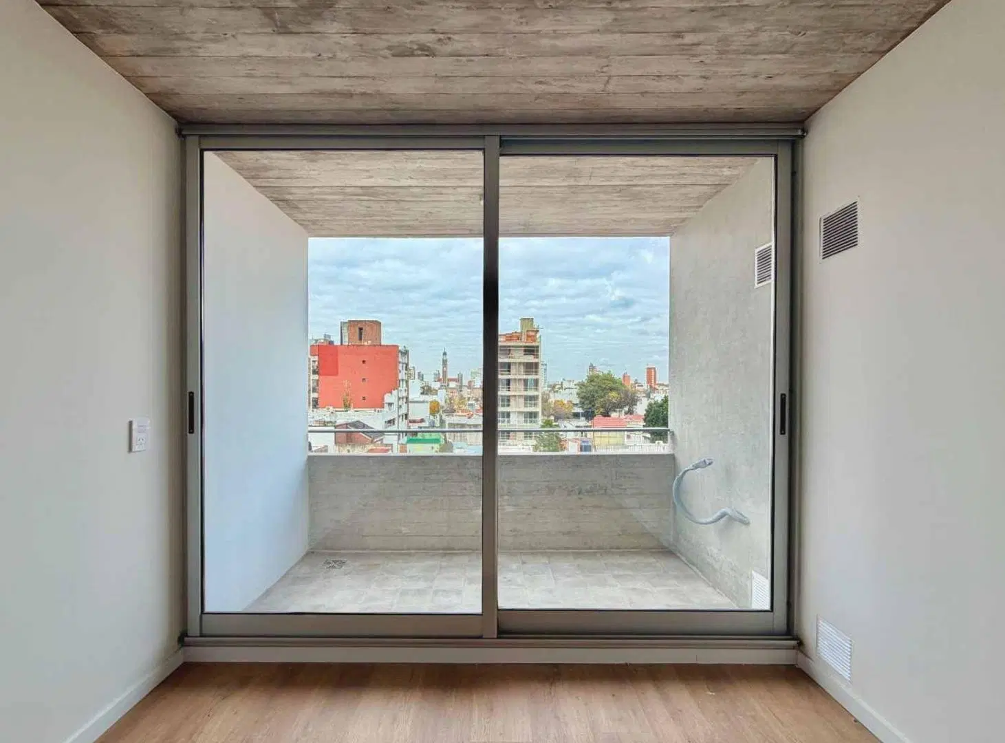 VENTA LOFT DE DISEÑO A ESTRENAR BARRIO ABASTO 5