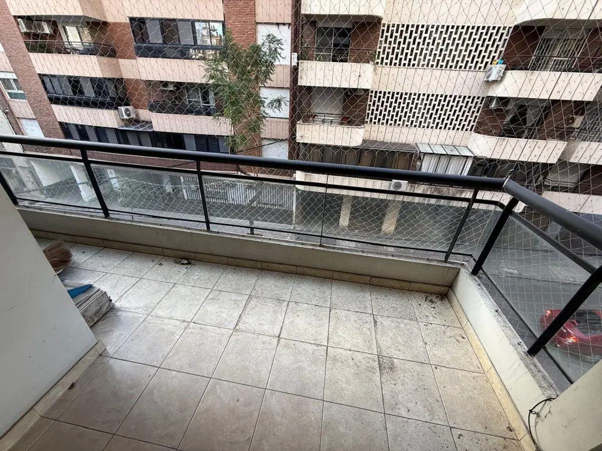 VENTA DOS DORMITORIOS CON COCHERA ZONA RIO 4