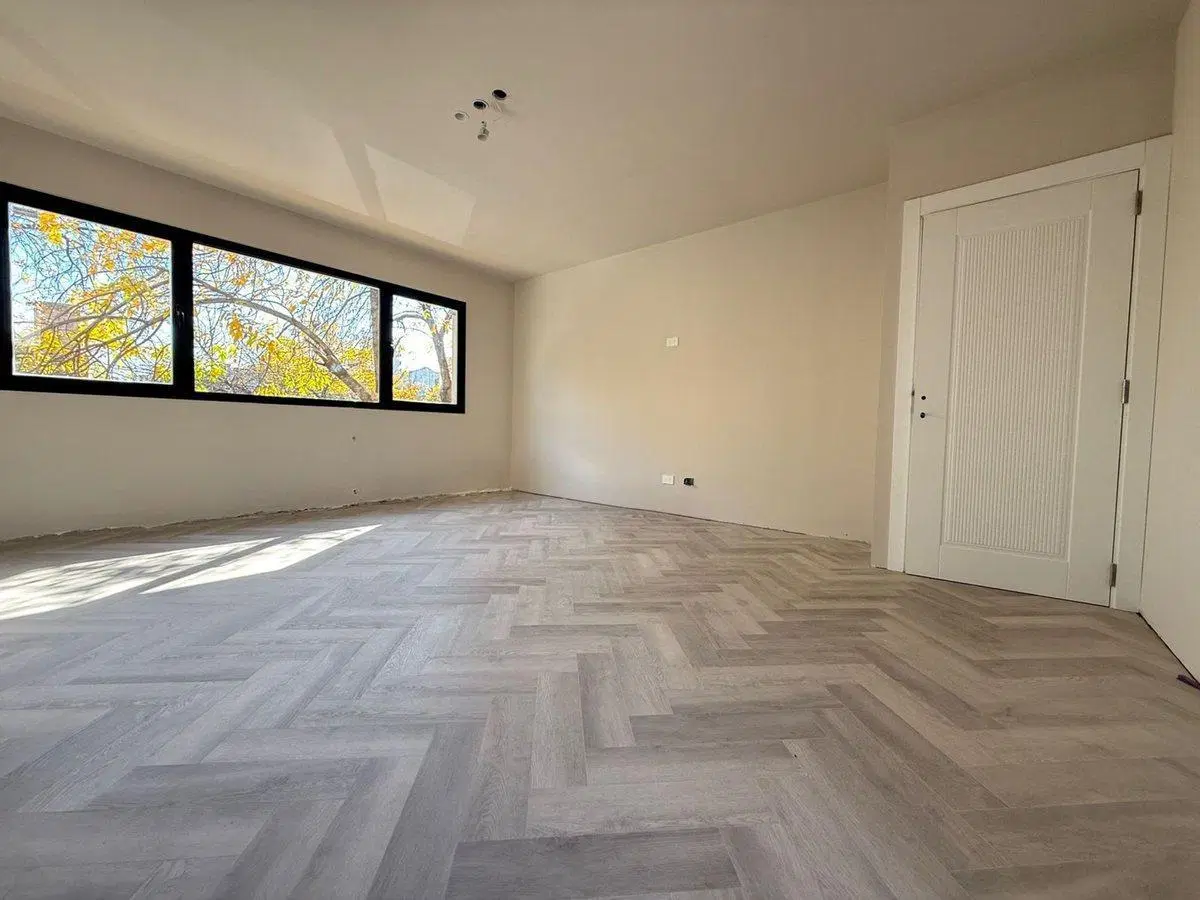 VENTA CASA 4 DORM PILETA COCHERA ABASTO!! 5