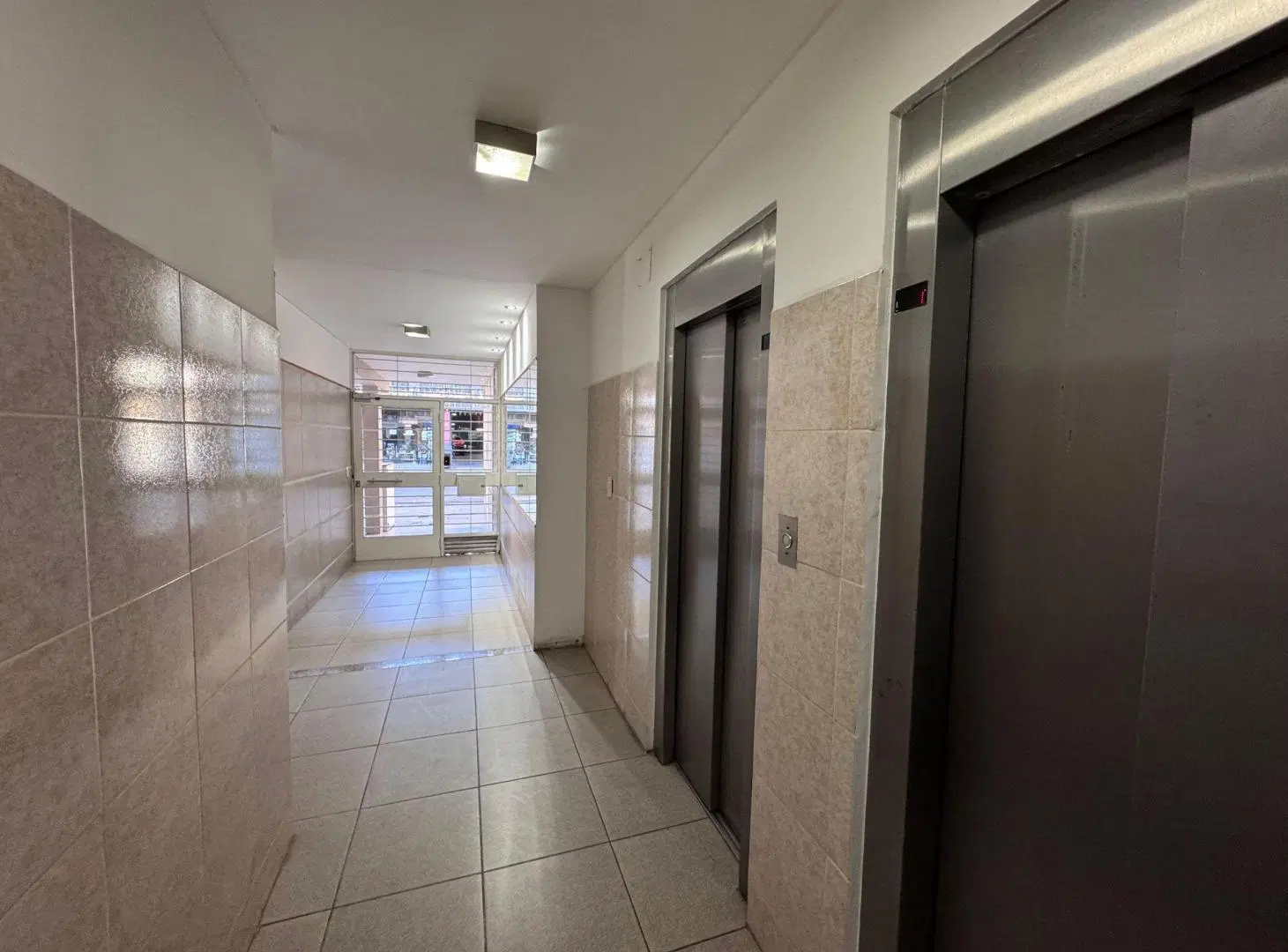 DEPARTAMENTO 1 AMBIENTE AL FRENTE BALCON VENTA 5