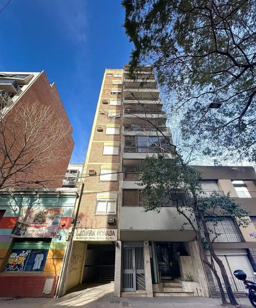 COCHERA EN PLANTA BAJA BARRIO MARTIN 2