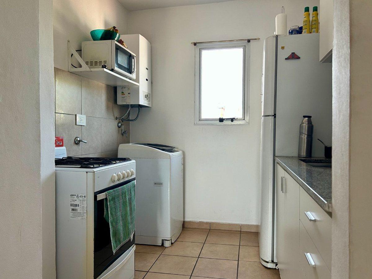 Foto de VENTA - DEPARTAMENTO DE 2 DORMITORIOS - LAS HERAS, imagen 5