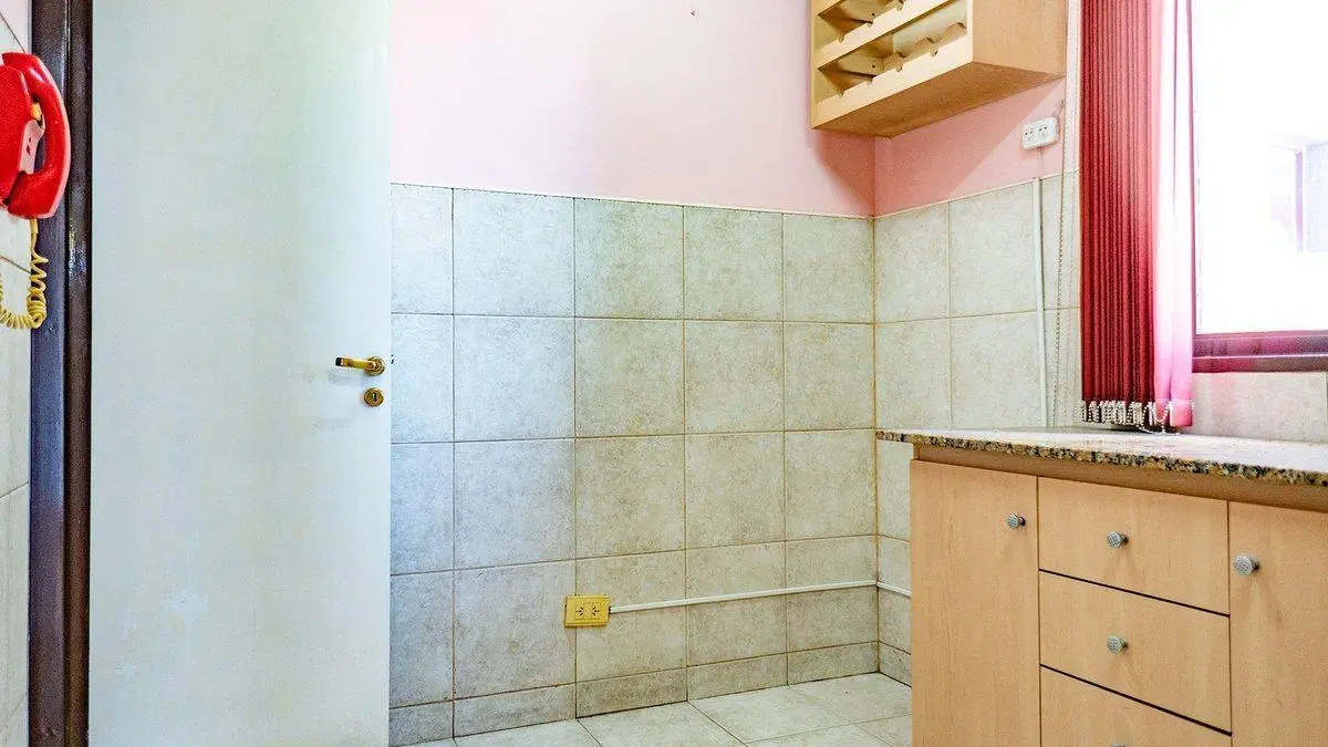 DEPTO 2 DORMI CON BALCON AL FRENTE EN VENTA 3