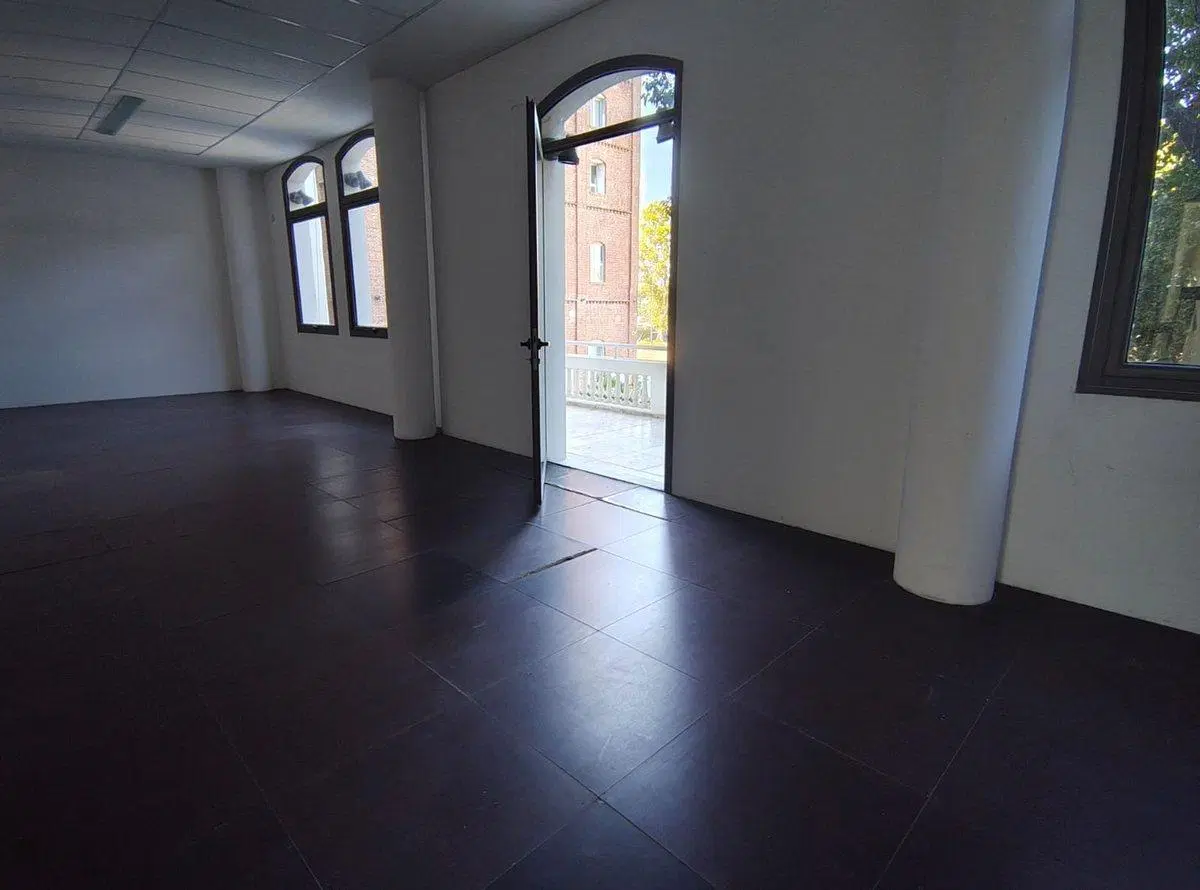 Venta oficina en Puerto Norte 4