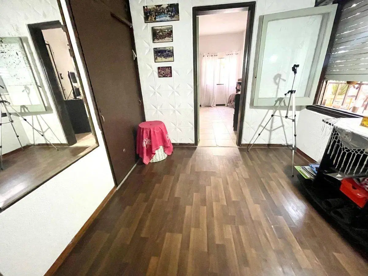 Casa tres dormitorios zona sur, venta 8