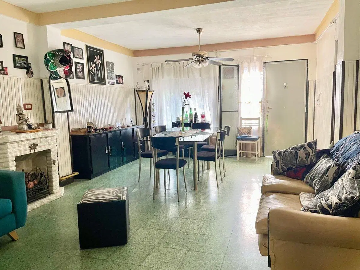Casa tres dormitorios zona sur, venta 5