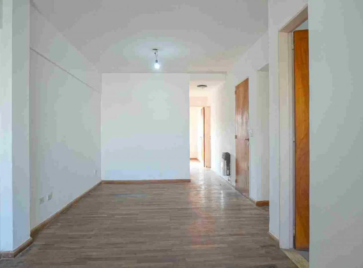 VENTA DEPARTAMENTO DOS DORMITORIOS EN ABASTO 5