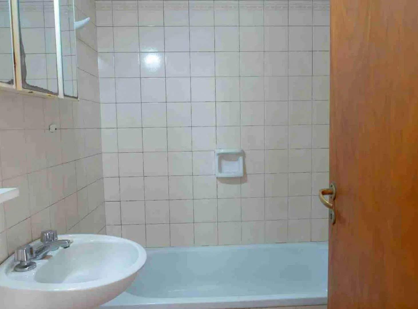 VENTA DEPARTAMENTO DOS DORMITORIOS EN ABASTO 2
