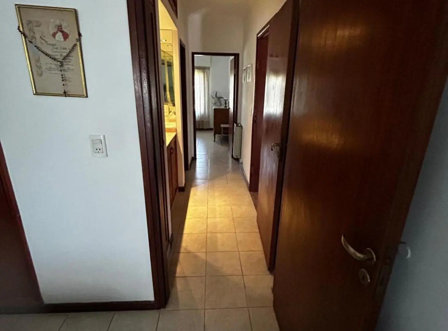 Venta casa jardín y pileta, Funes 8