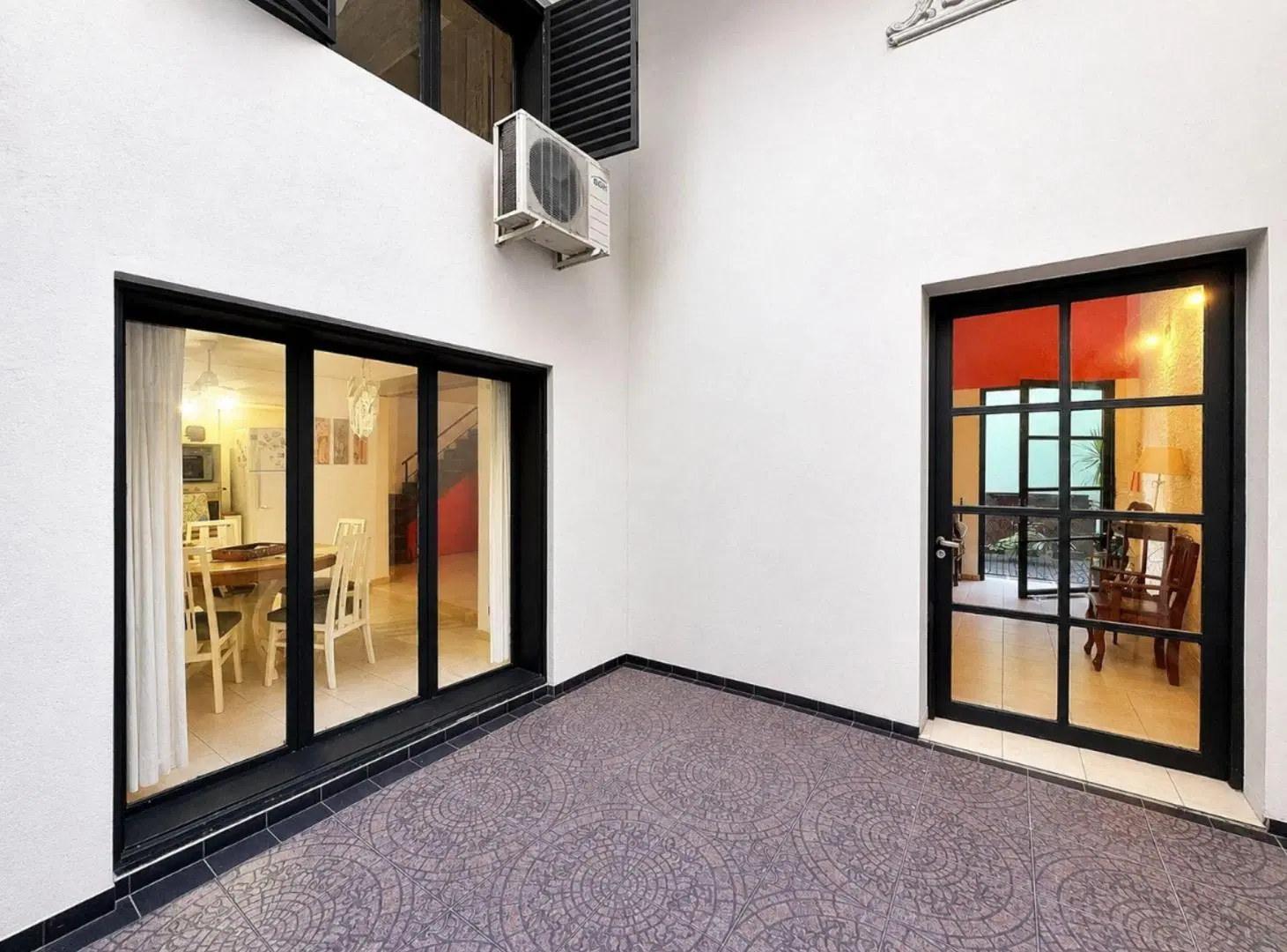 CASA DE PASILLO DE 3 DORMITORIOS EN VENTA - CENTRO 4