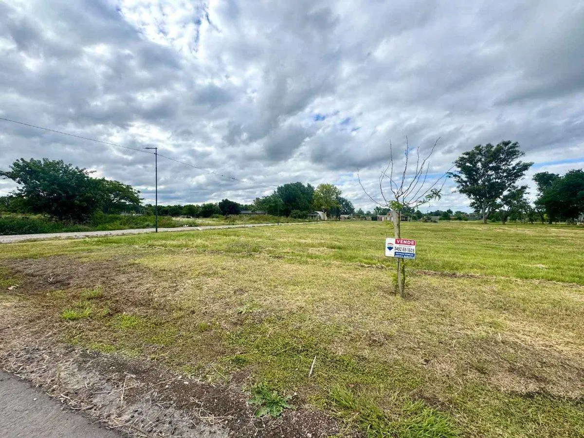LOTES EN VENTA EN ESQUINA 500 M2 APTO COMERCIAL 8