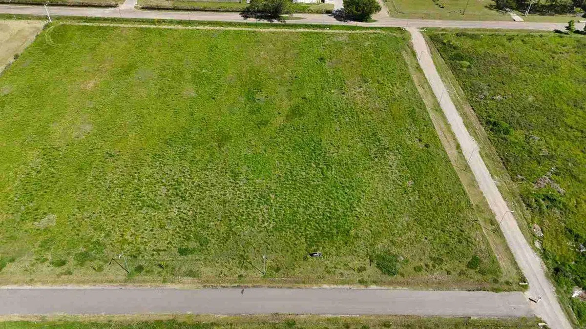 LOTES EN VENTA EN ESQUINA 500 M2 APTO COMERCIAL 3
