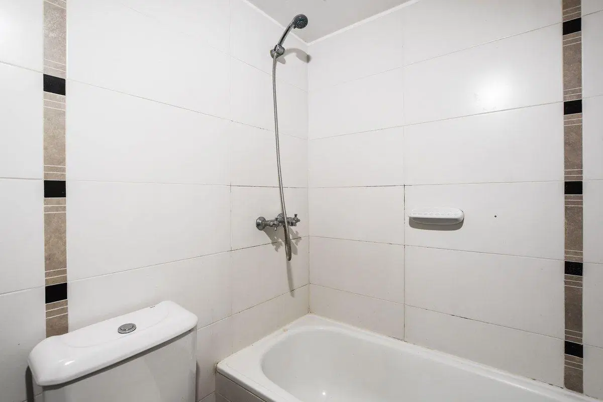 VENTA. DPTO 1 DORMITORIO C/COCHERA. CONDO ALTO II 4