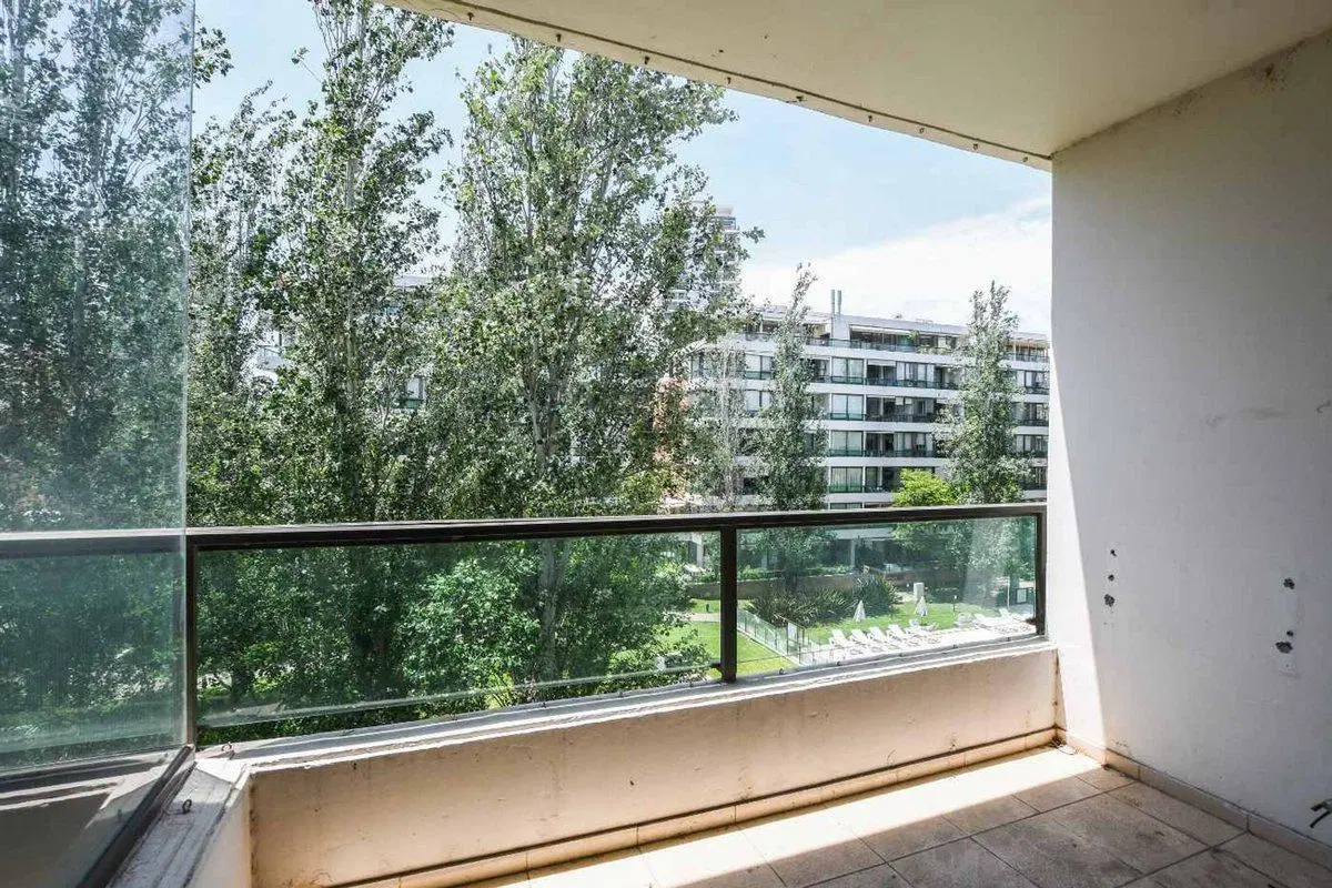 VENTA. DPTO 1 DORMITORIO C/COCHERA. CONDO ALTO II 5