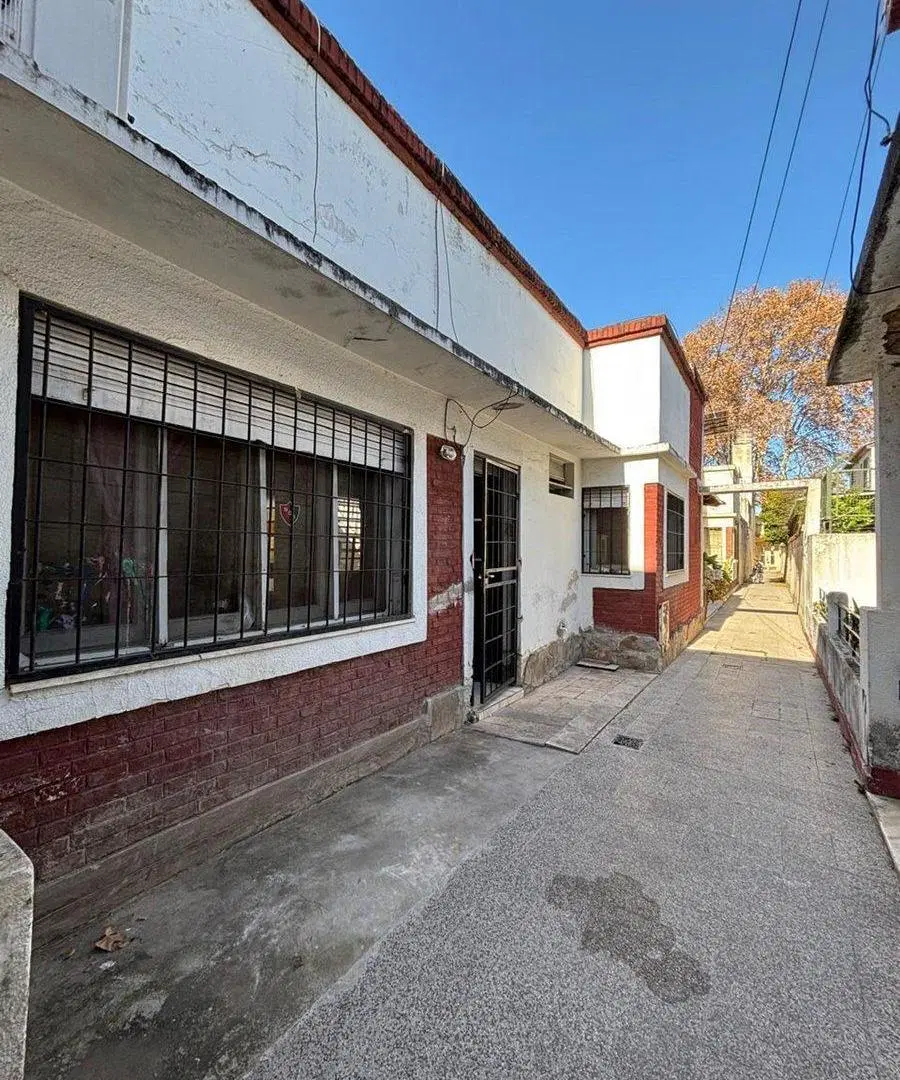 DEPTO DE PASILLO 1 DORMITORIO NO PH- VENTA 8