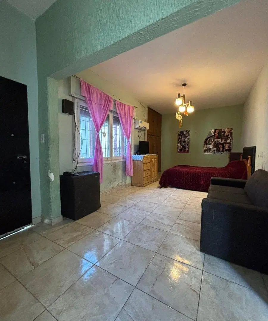 DEPTO DE PASILLO 1 DORMITORIO NO PH- VENTA 3