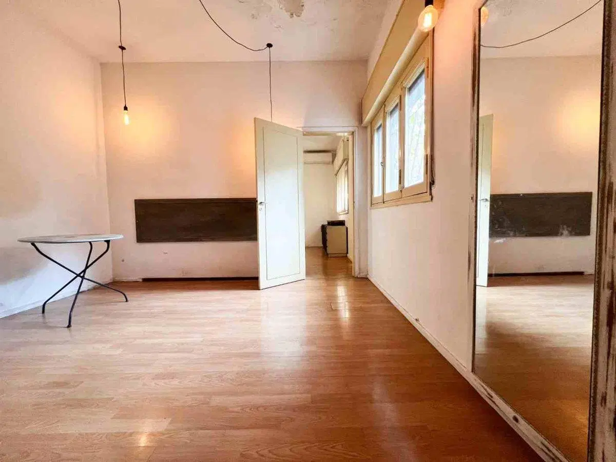 CASA TRES DORMITORIOS EN VENTA CON PATIO 3