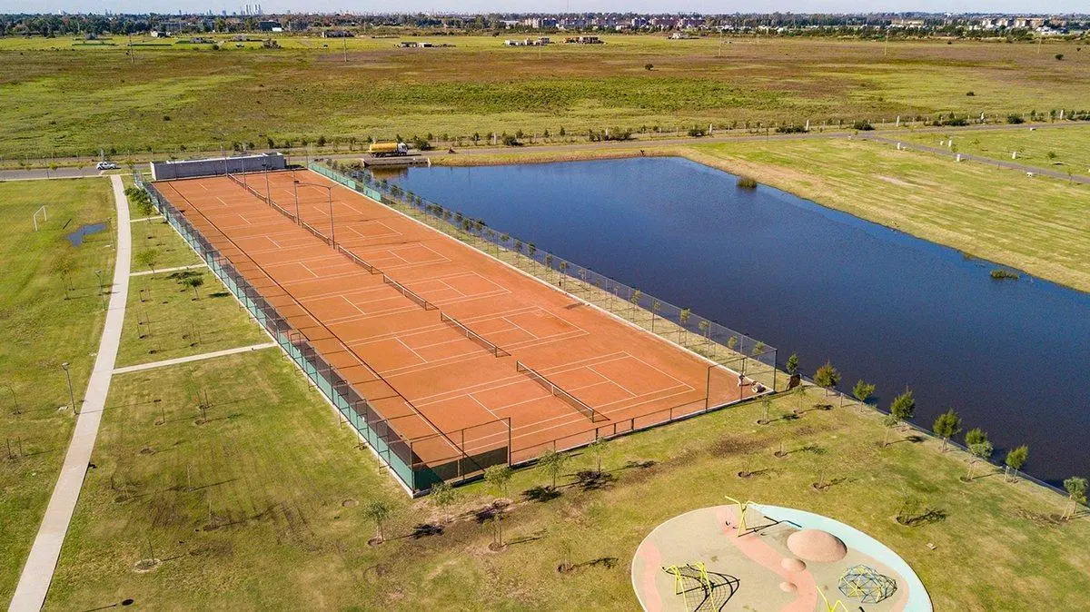 VENTA LOTE ESQUINA 1070M2 EN VIDA CLUB DE CAMPO 5