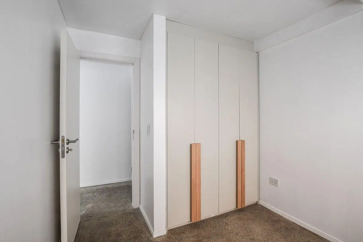 VENTA PH DE DISEÑO DE 3 DORMITORIOS EN ESPAÑA 1300 2