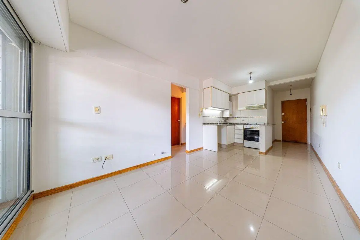 DEPARTAMENTO DE 1 DORMITORIO EN VENTA CON BALCÓN 5