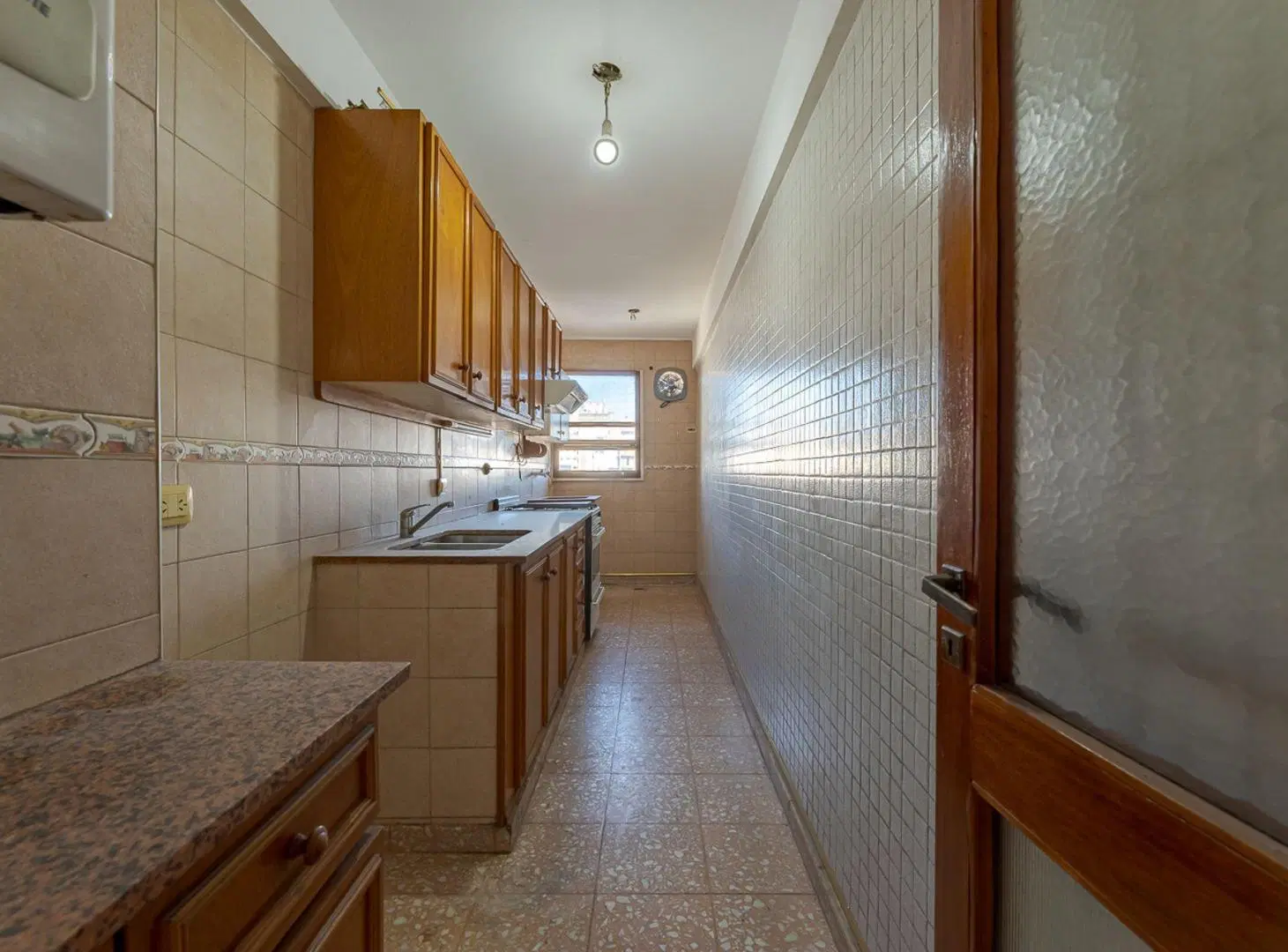 VENTA DEPTO. 3 DORMITORIOS C/ BALCON - CENTRO 4
