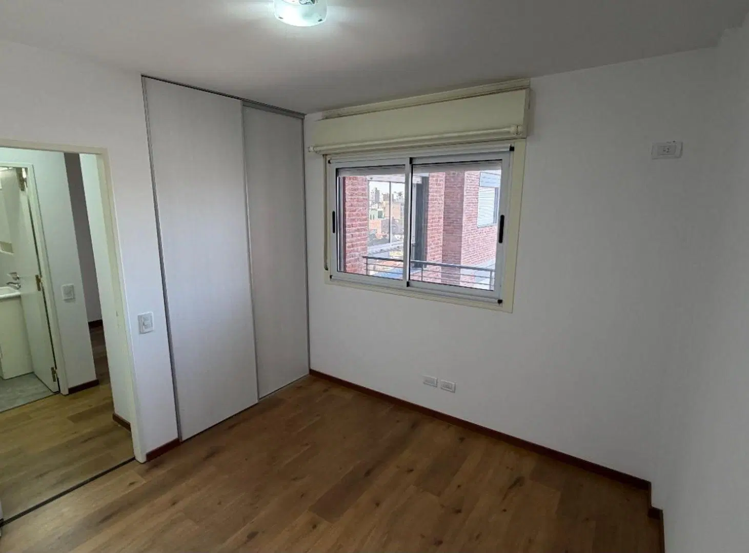 EN VENTA DEPTO 1 DORMITORIO REPUBLICA DE LA SEXTA 8