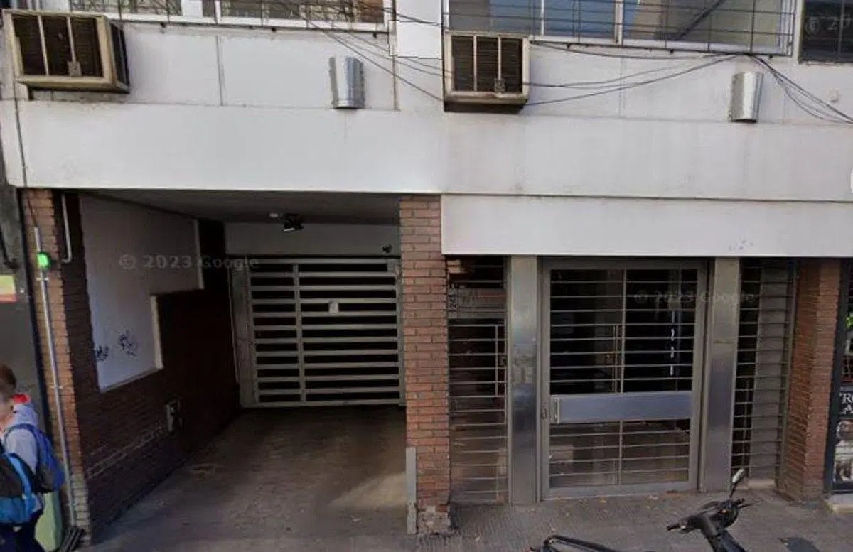 VENTA COCHERA ZONA RÍO 4