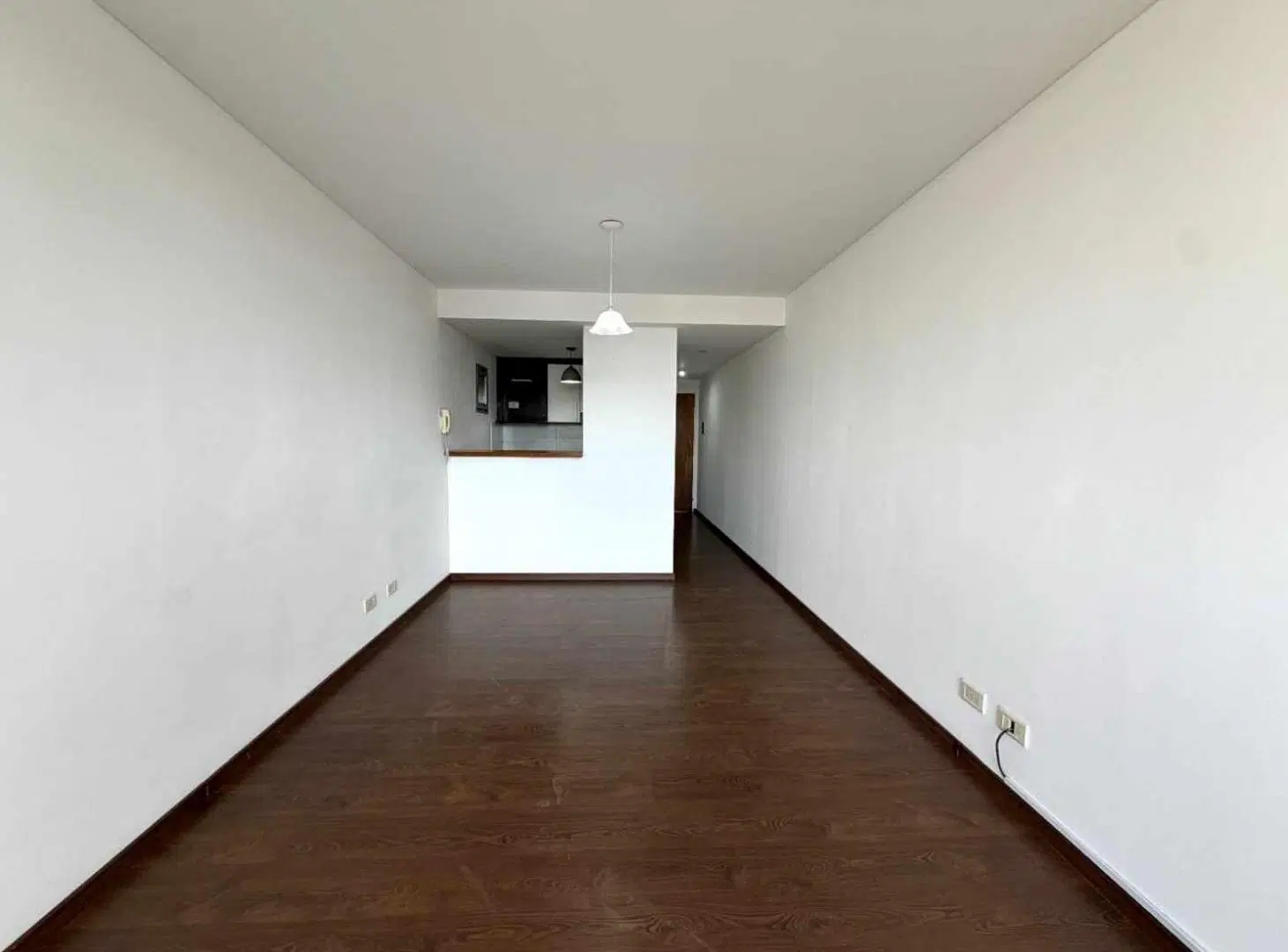 COMODO MONOAMBIENTE EN VENTA CON BALCÓN 4
