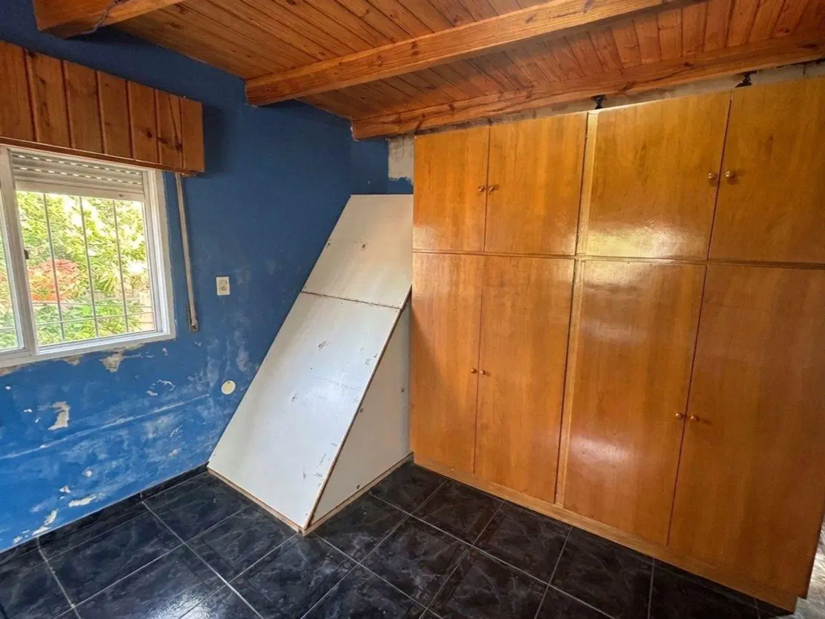 CASA DE 3 DORMITORIOS EN VENTA C/COCHERA 5