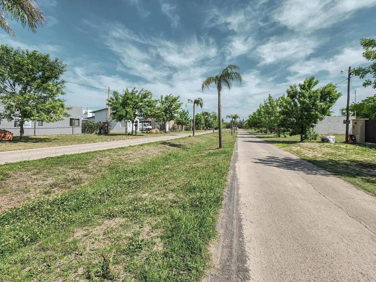 VENTA LOTE FUNES TOWN - 400 MT2 3