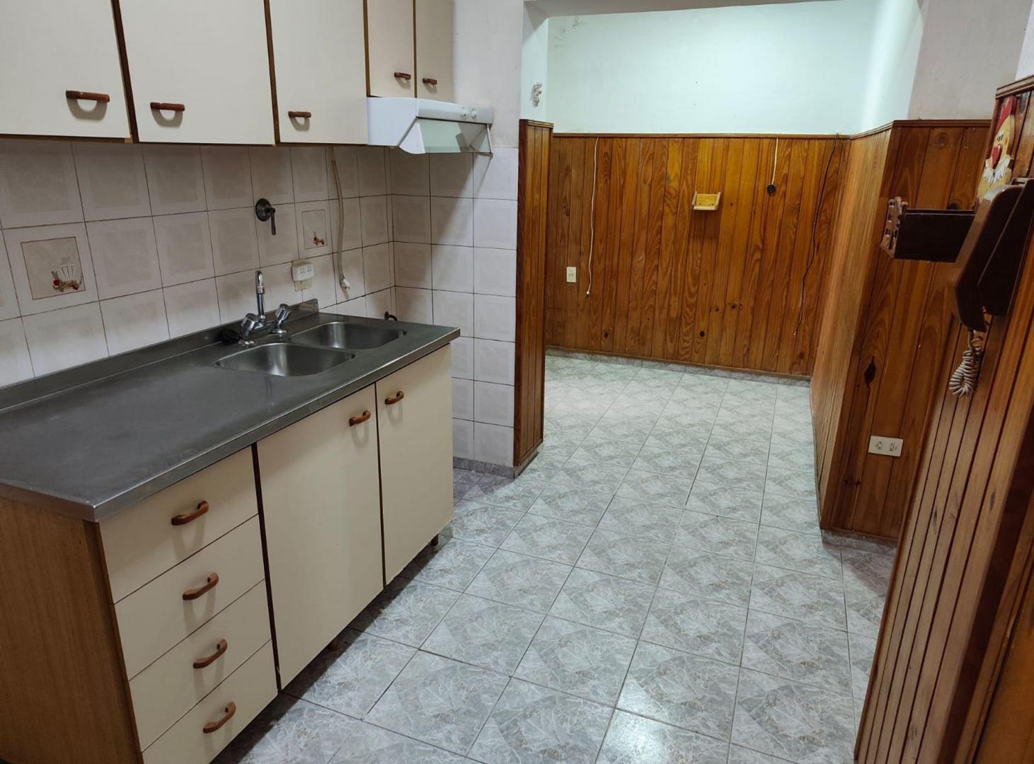 Foto de VENTA CASA 1 DORMITORIO en SAN LORENZO, imagen 3